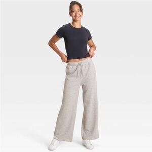 Women's Airy Sleek Wide Leg
Sweatpants - All In Motion™ Heathered
Gray XS NWT